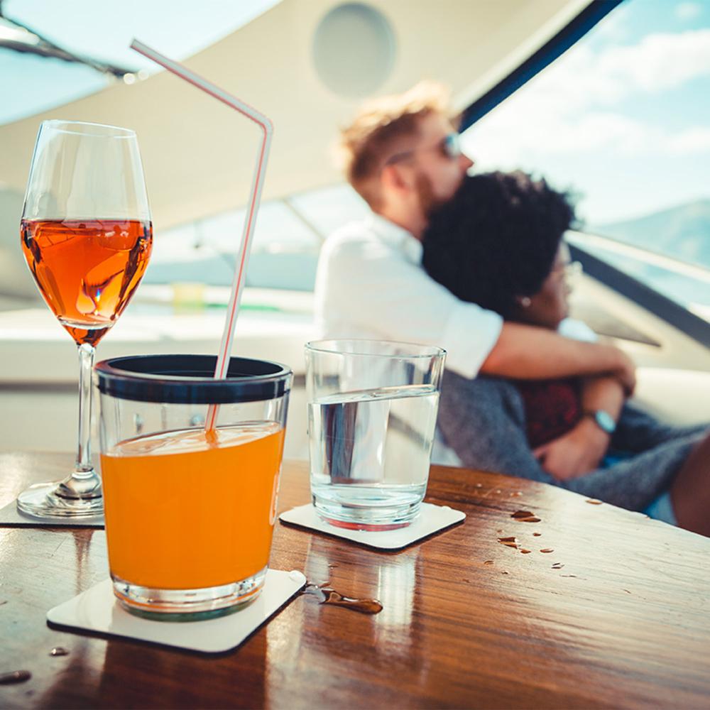 Magnetisk glass - Drikkeglass m/lokk 25 cl. flerfarget 6 stk